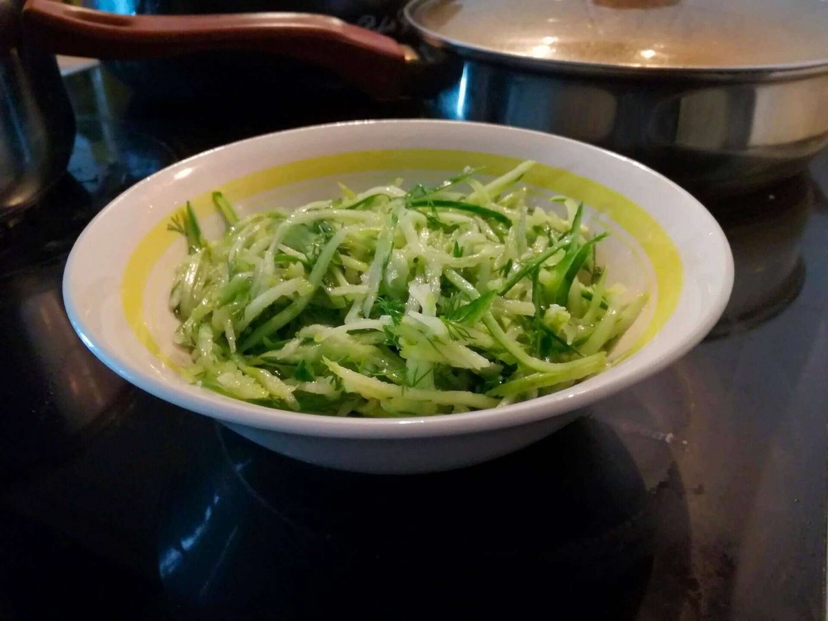 Georgian-salad-Gazapkhuli