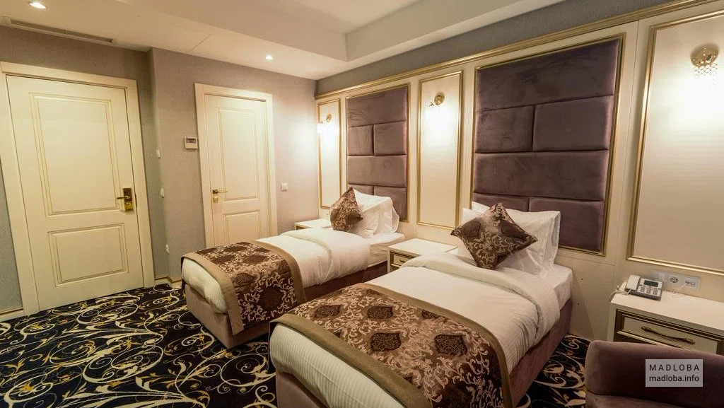 Кровати в гостинице Голд Тбилиси