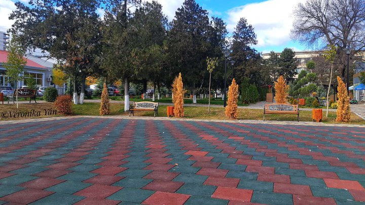 Park opposite the Drama Theater