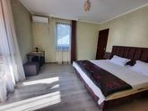 სასტუმრო სახლი (Petra Iverskogo str. 29)