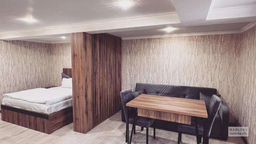 Уютный номер в Guest House Gardenia