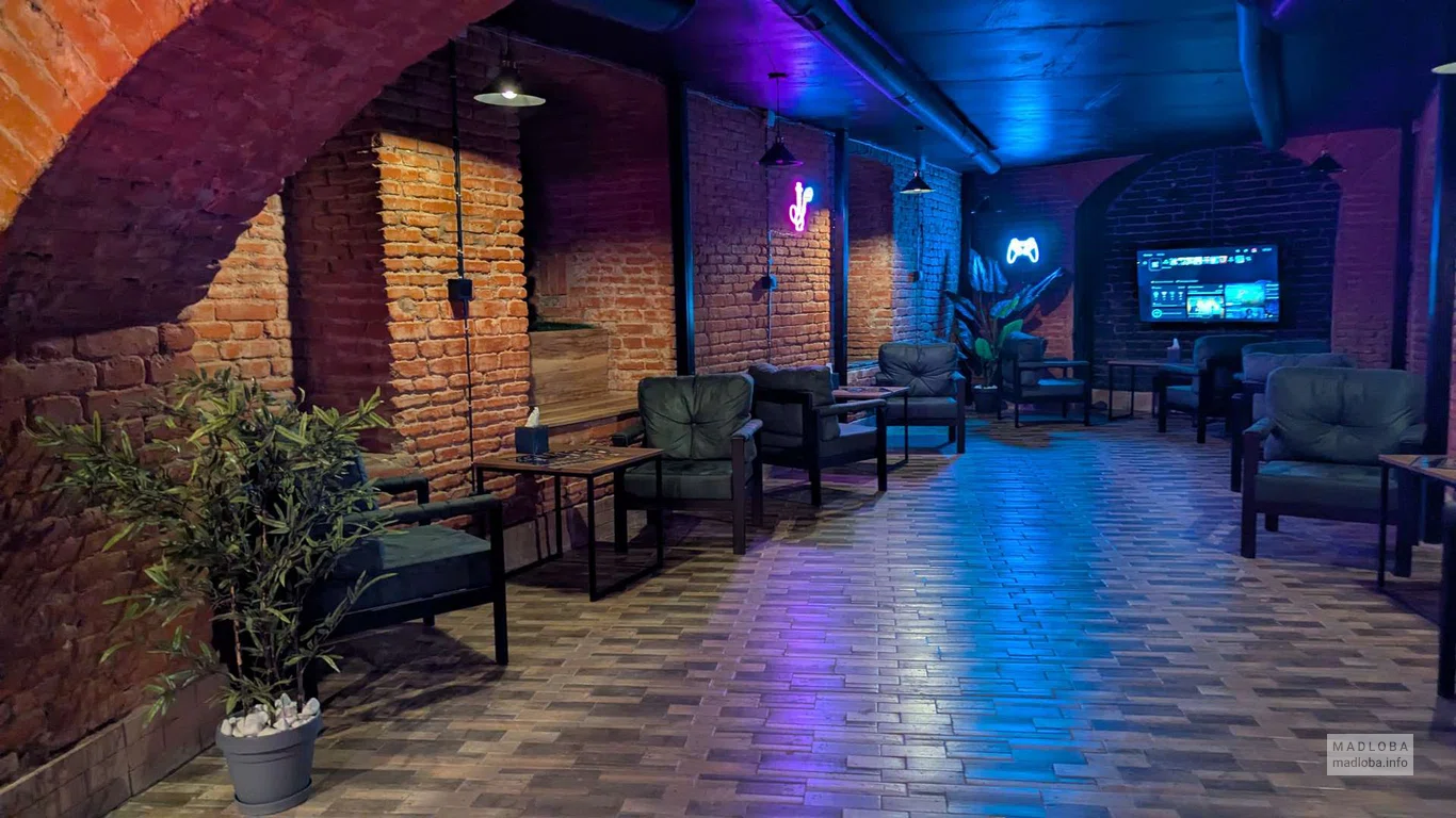 Уютная атмосфера в HOOKAH FRIENDS