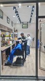 Has-an barber shop