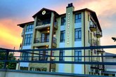 Hotel Holiday Villa