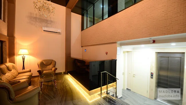 Интерьер в отеле 4 звезды "Hotel Aristocrat Batumi"