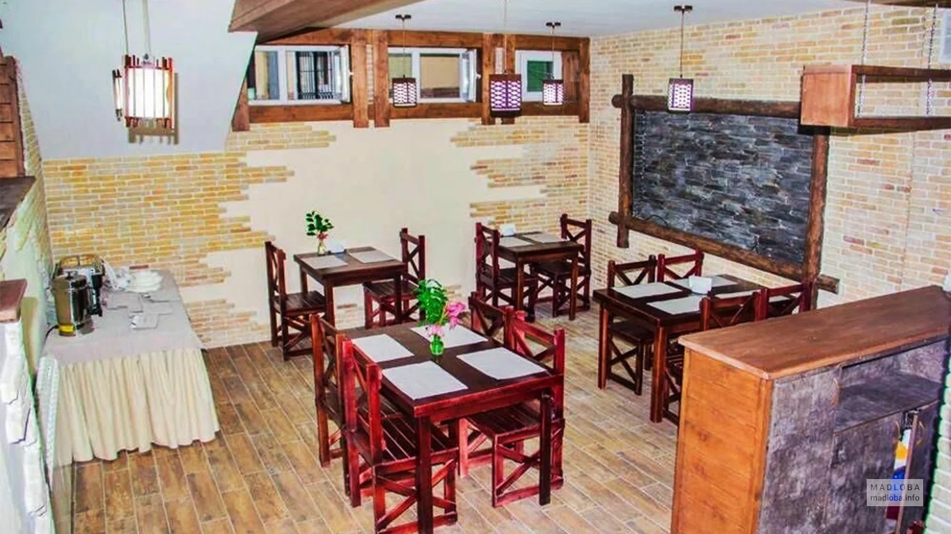 Ресторан в отеле Dcorner в Грузии