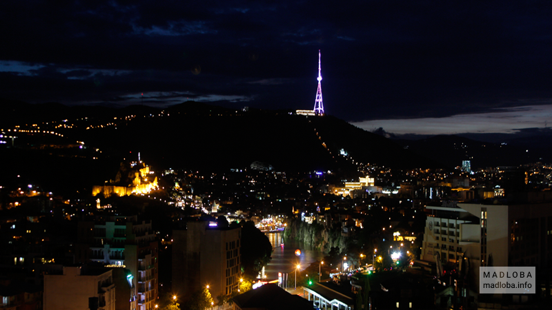 Вид из номера Hotel Grand View in Tbilisi