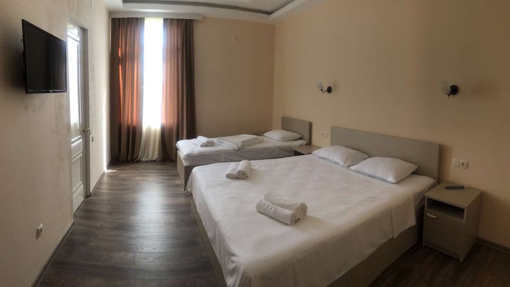 Hotel Divani