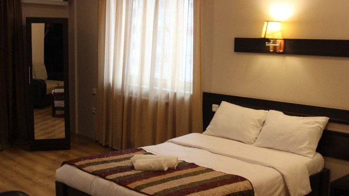 I.A.R. Hotel Batumi 3*