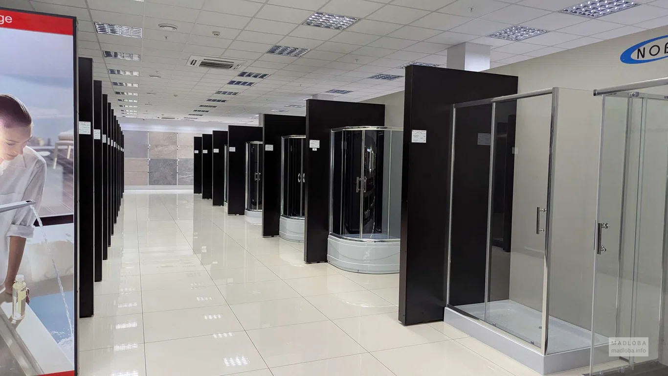 Душевые кабины в магазине IDEAL Trade Center Батуми