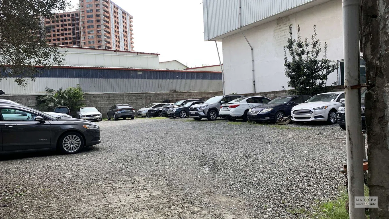 Автомобили в AutoRoom