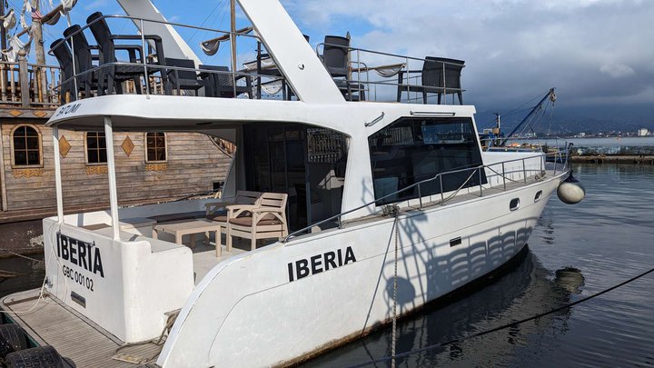 Double deck boat "Iberia"