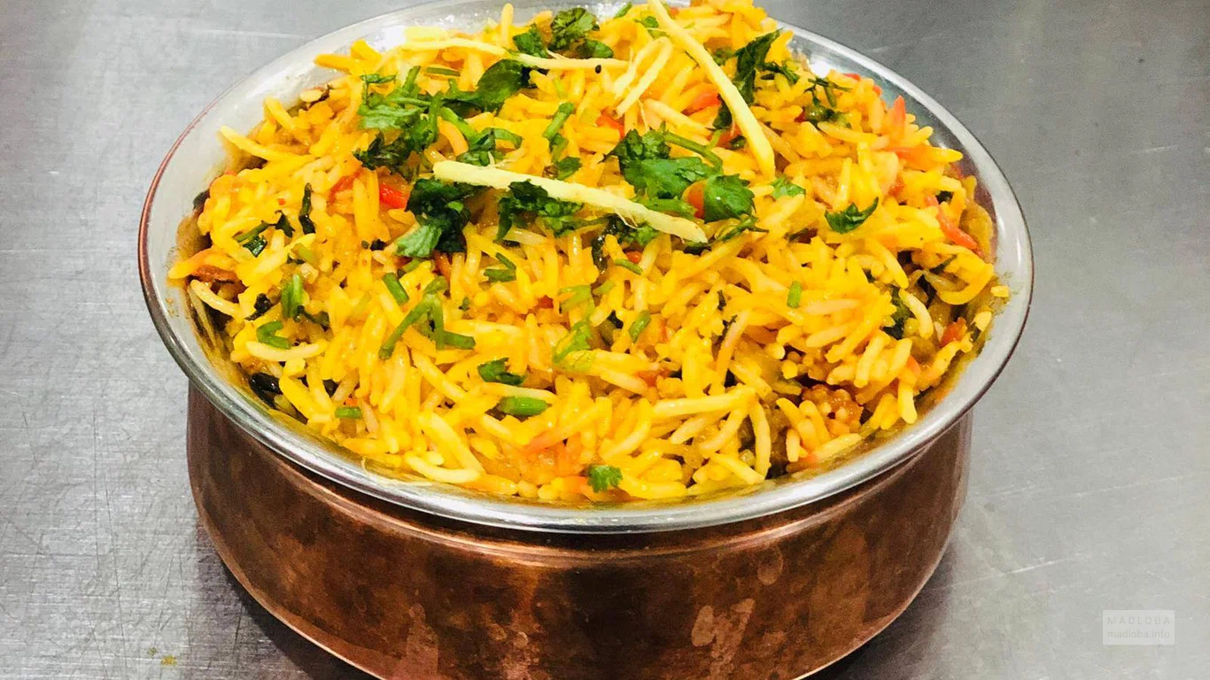Блюдо из риса в ресторане Индийский дворец