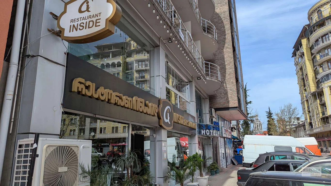 Ресторан INSIDE в Батуми
