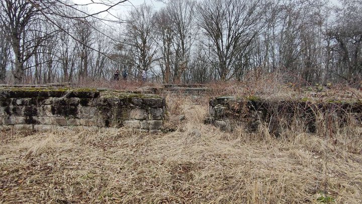 Исторический памятник Череми (руины)