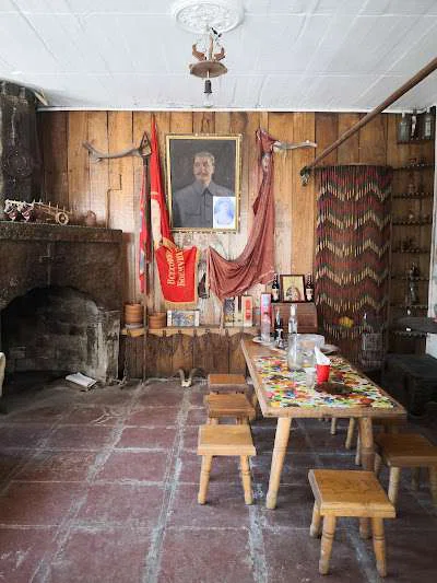 Историко-этнографический музей семьи Накашидзе в Багдати - 04.jpg