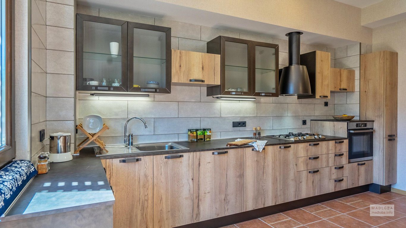 Кухонный гарнитур в квартире