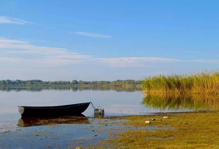 Jandari Lake