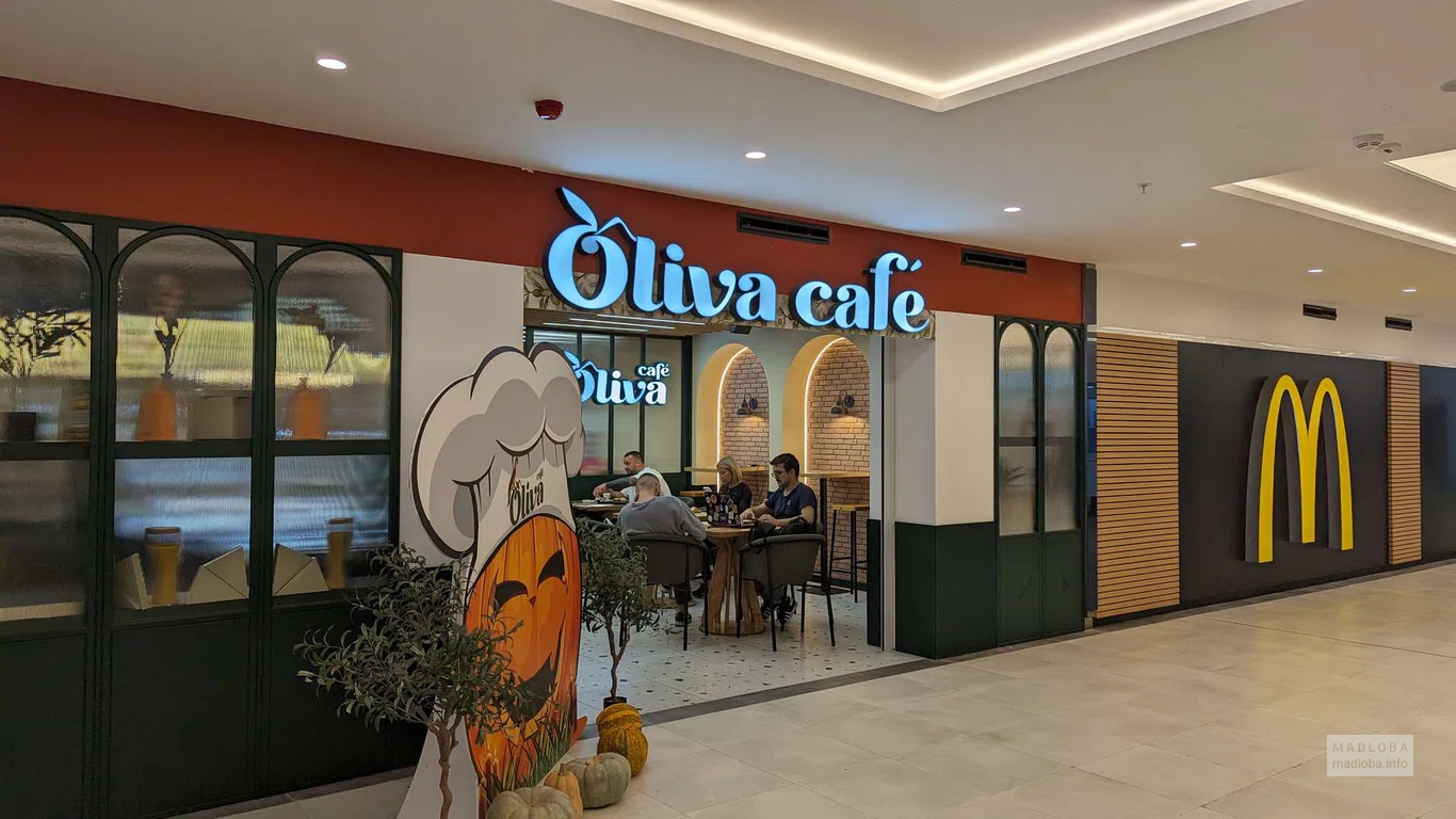 Вход в кафе Olivia Vafe