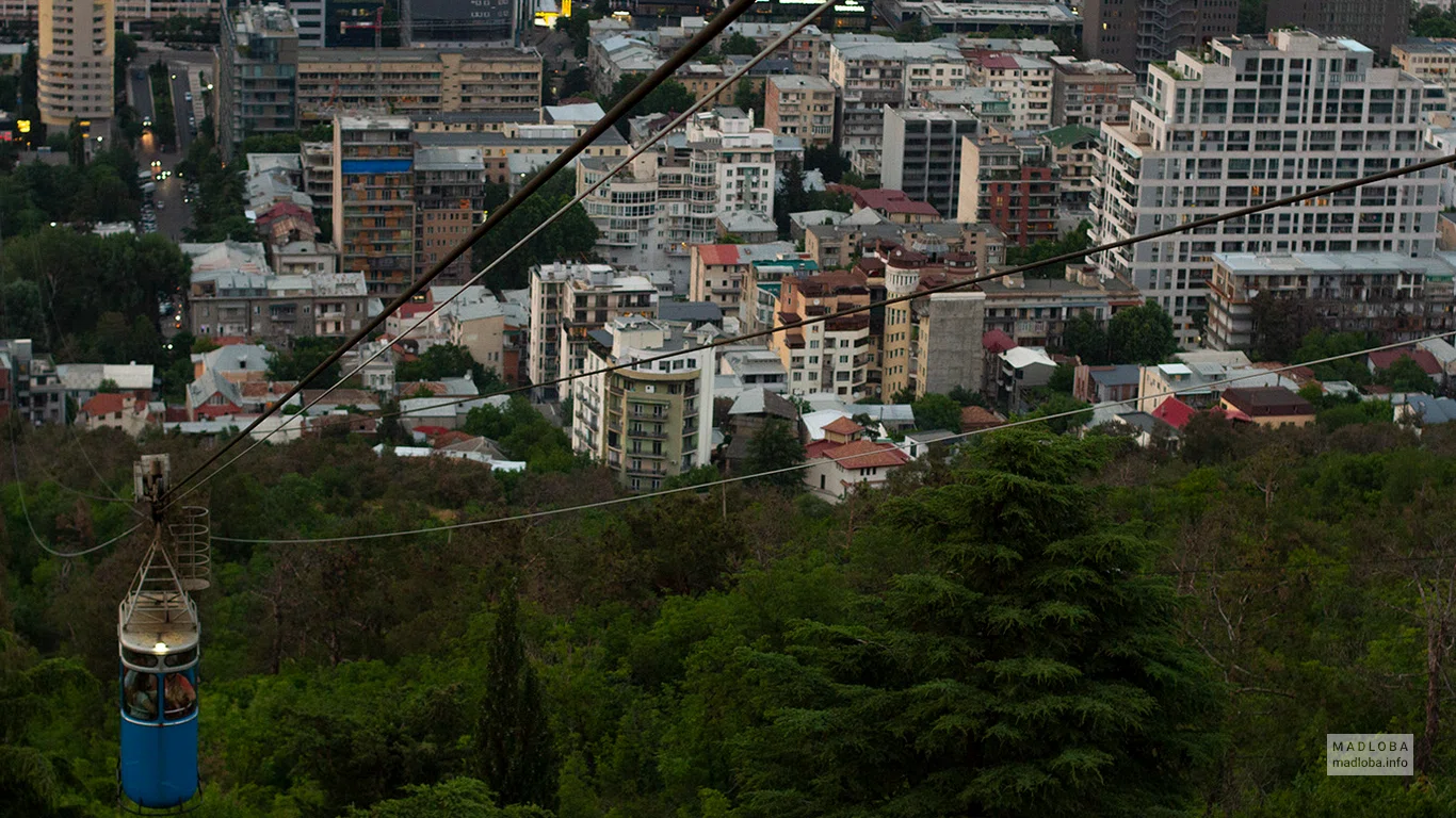 Ropeway station of Ku Lake