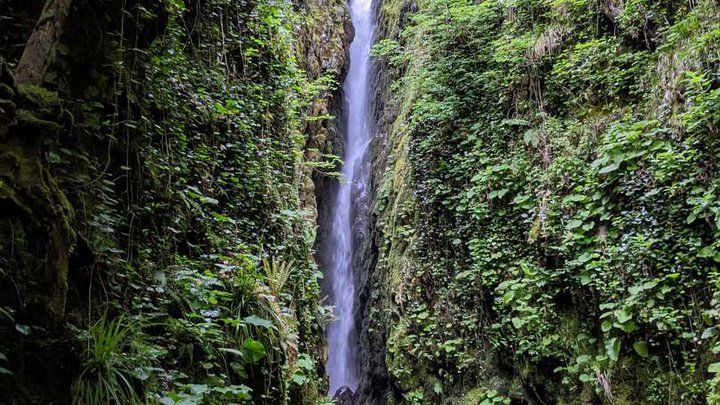 Kapnistavi Waterfall