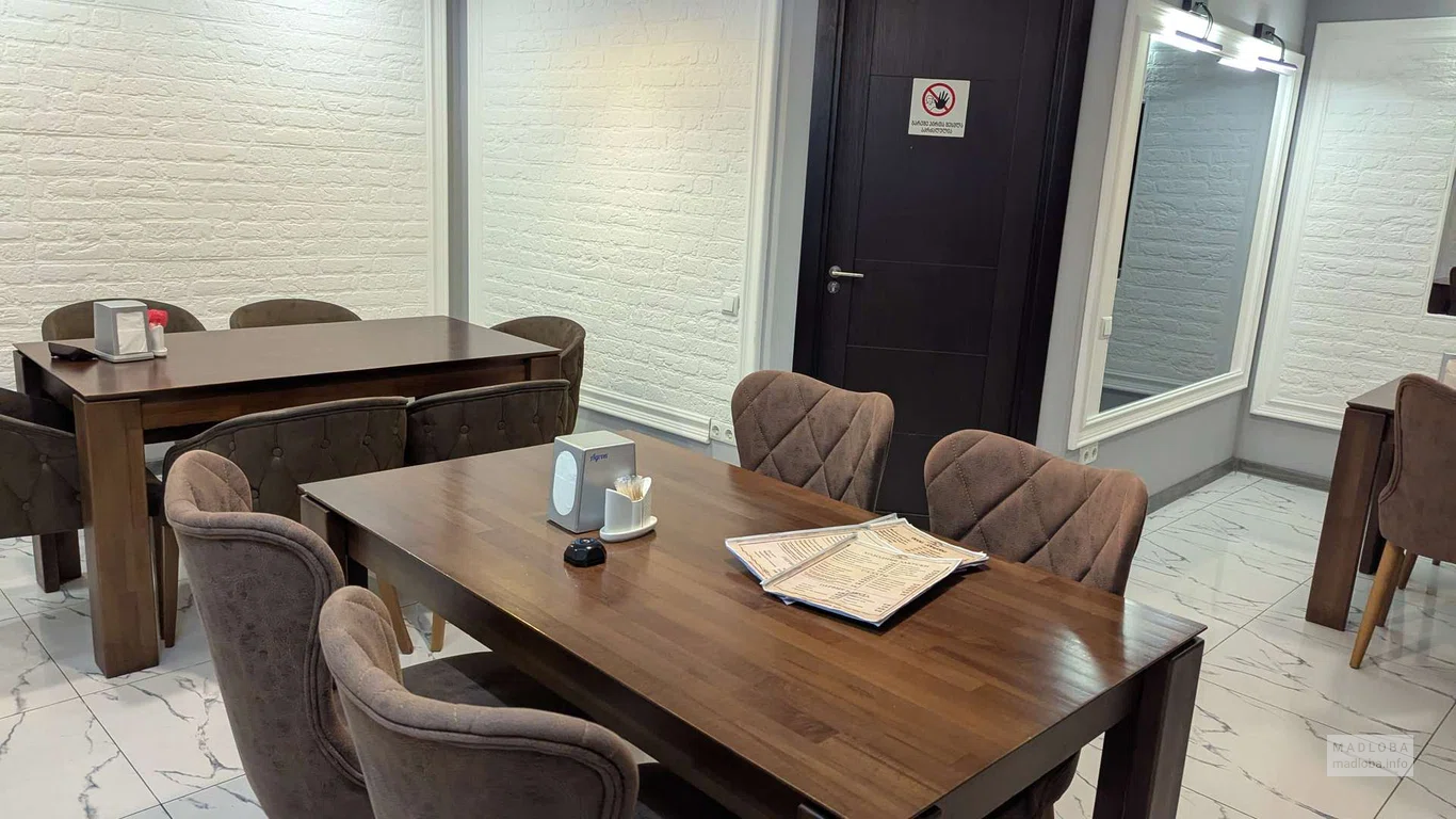 Столики в ресторане Хинкальная N1