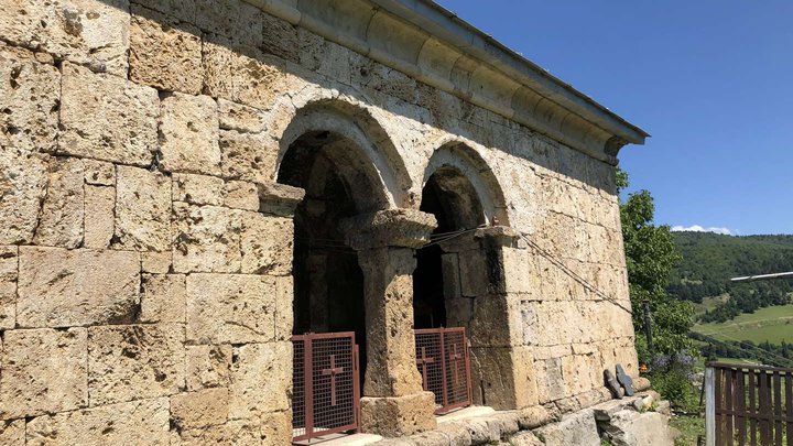 Temple of the Archangels in Photreri