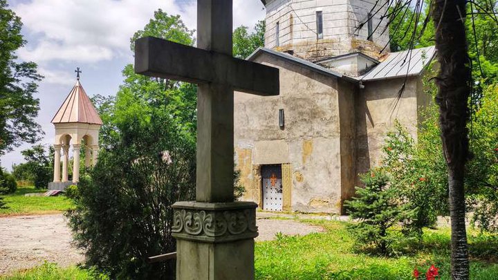 Cathedral of Christ the Savior in Tkviri