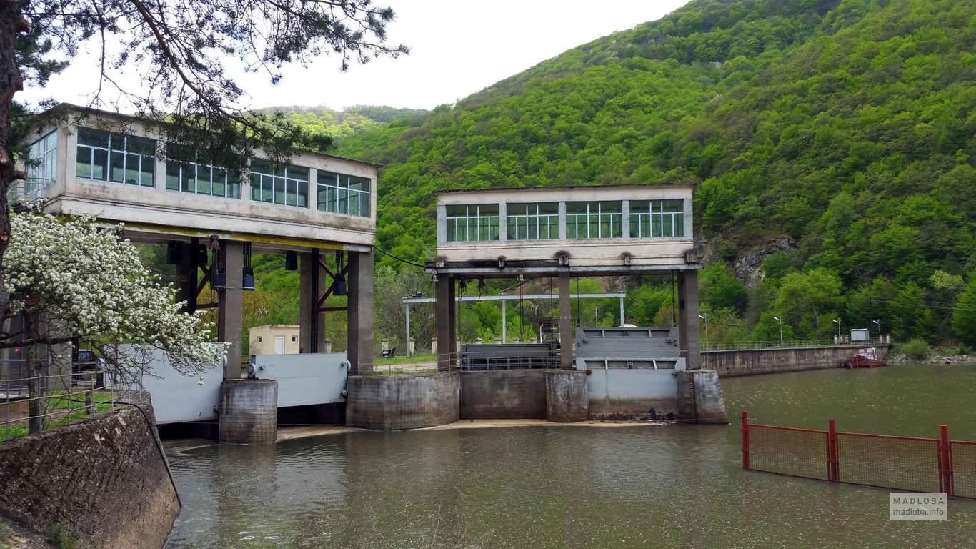 Сооружения на реке Храми ГЭС
