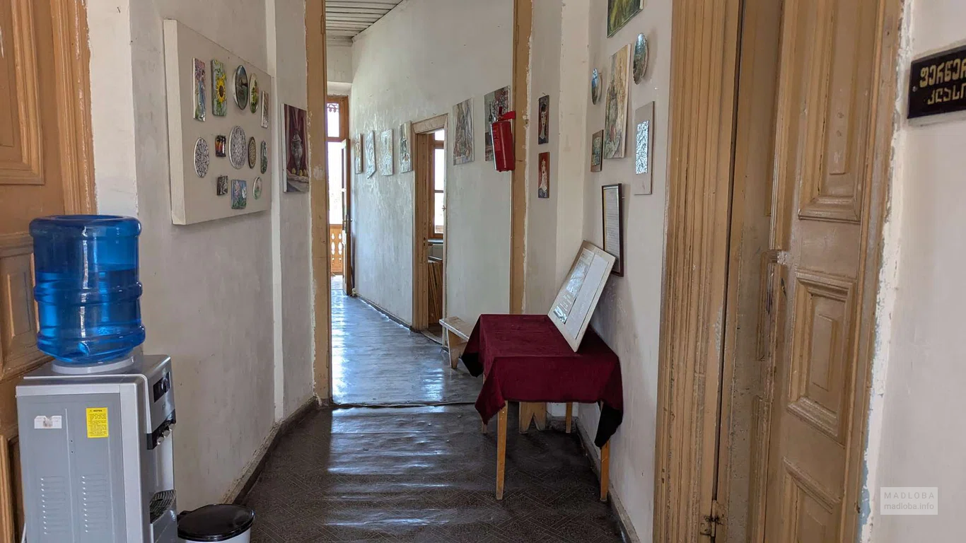 Художественная школа имени Елены Ахвледиани в Телави