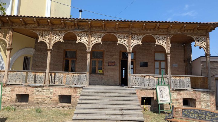 Art school named after Elena Akhvlediani