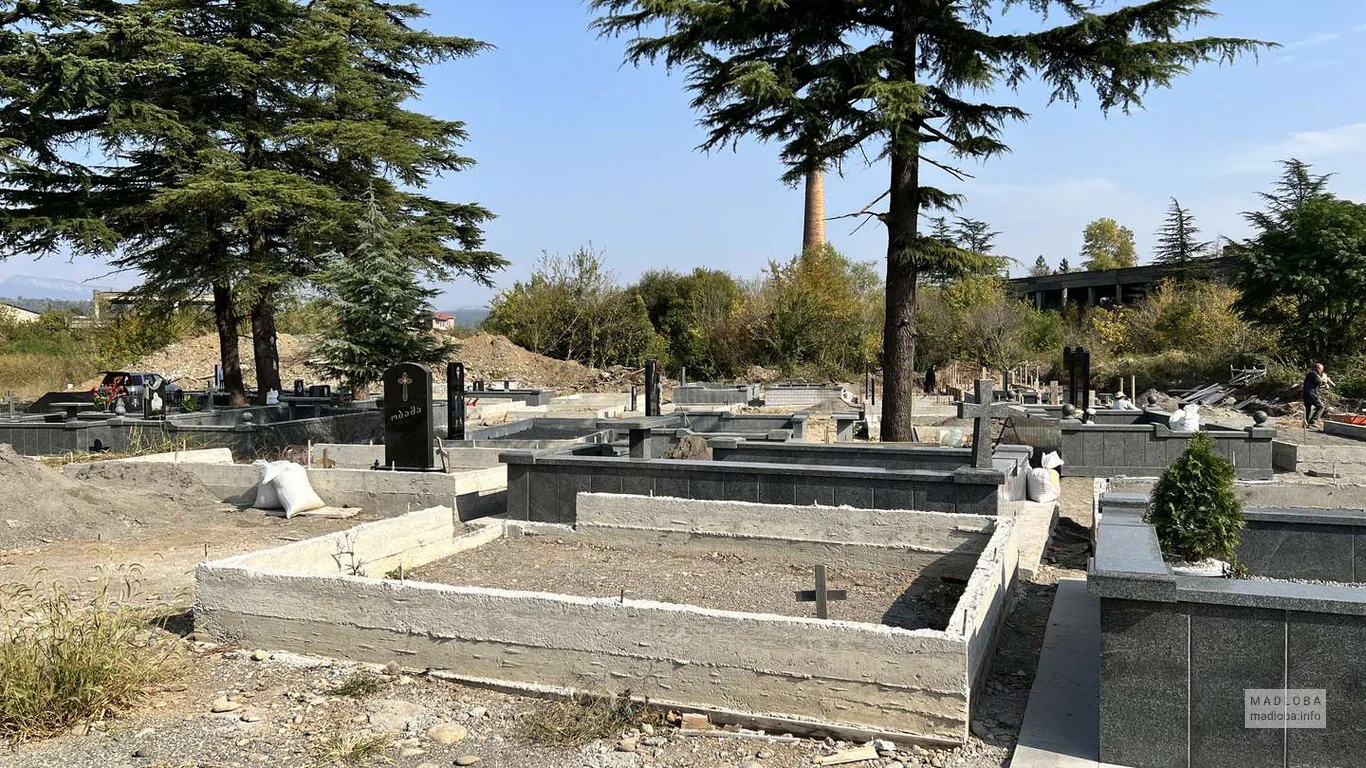 Кладбище возле проспекта Чавчавадзе