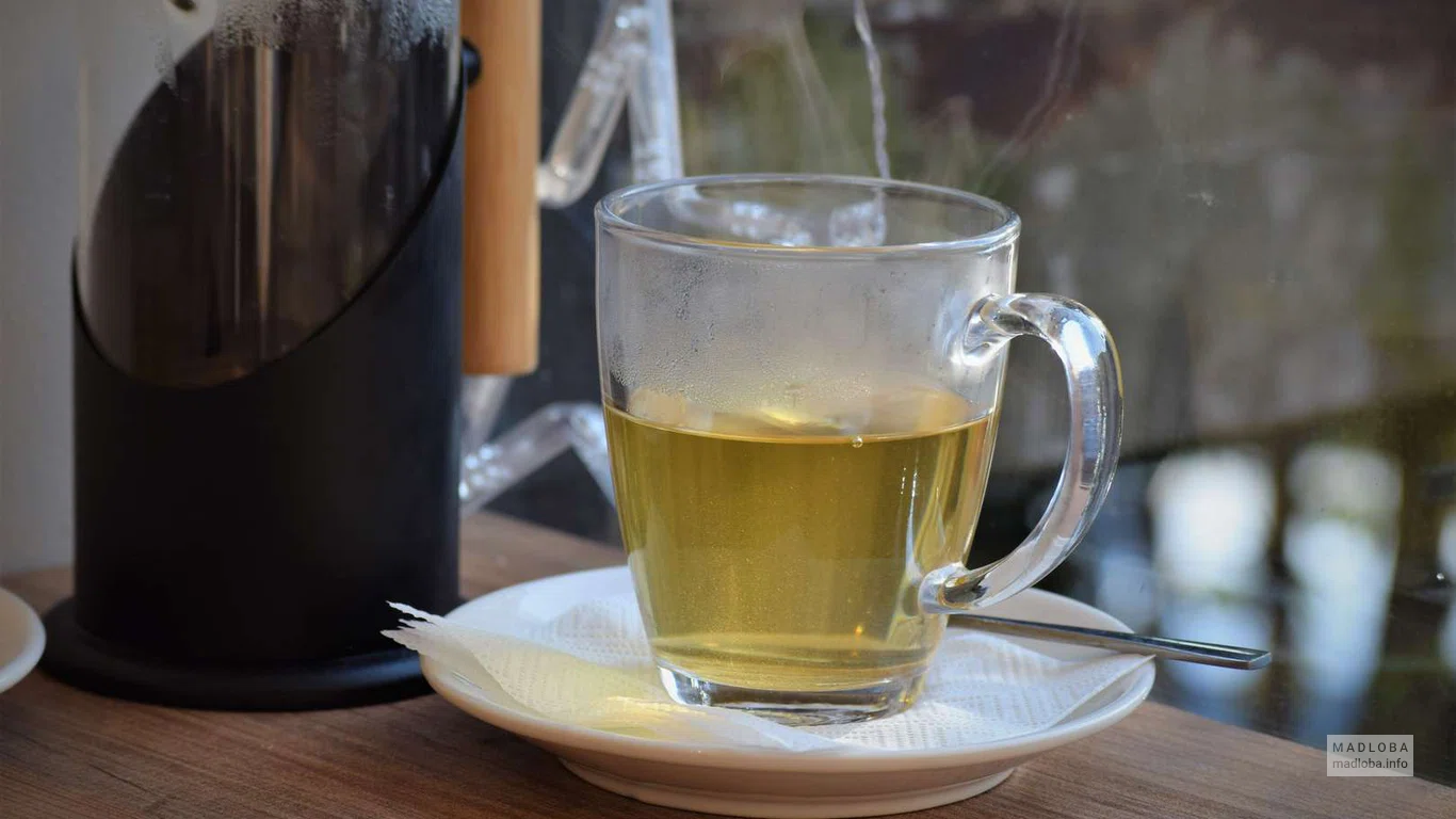 Чай в кофейне MOLOKO Coffe&Breakfast