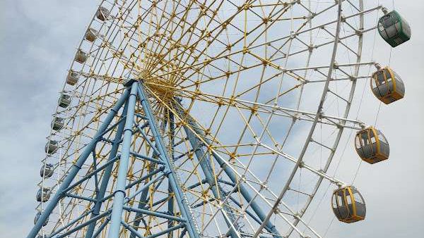 ეშმაკის ბორბალი მთაწმინდის პარკში