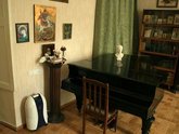 Merab Kostava House-Museum
