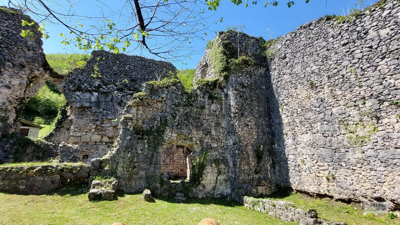 Крепость Абедати в Самегрело-Верхней Сванетии