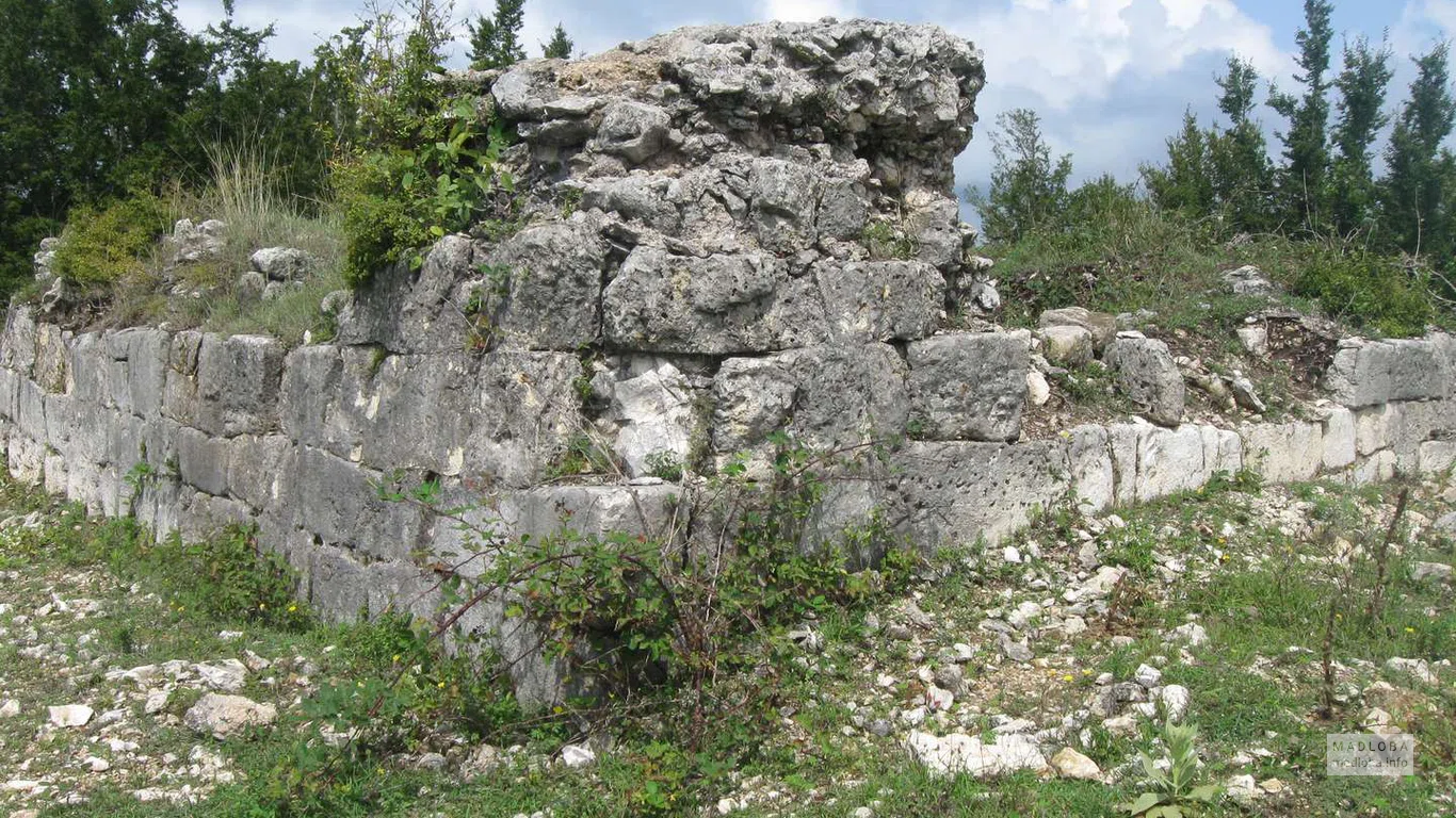 Крепость Менджи в Самегрело-Верхней Сванетии