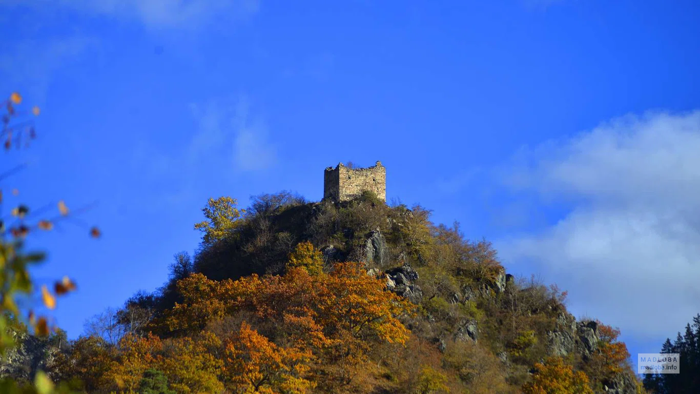 Крепость Ркони на горе