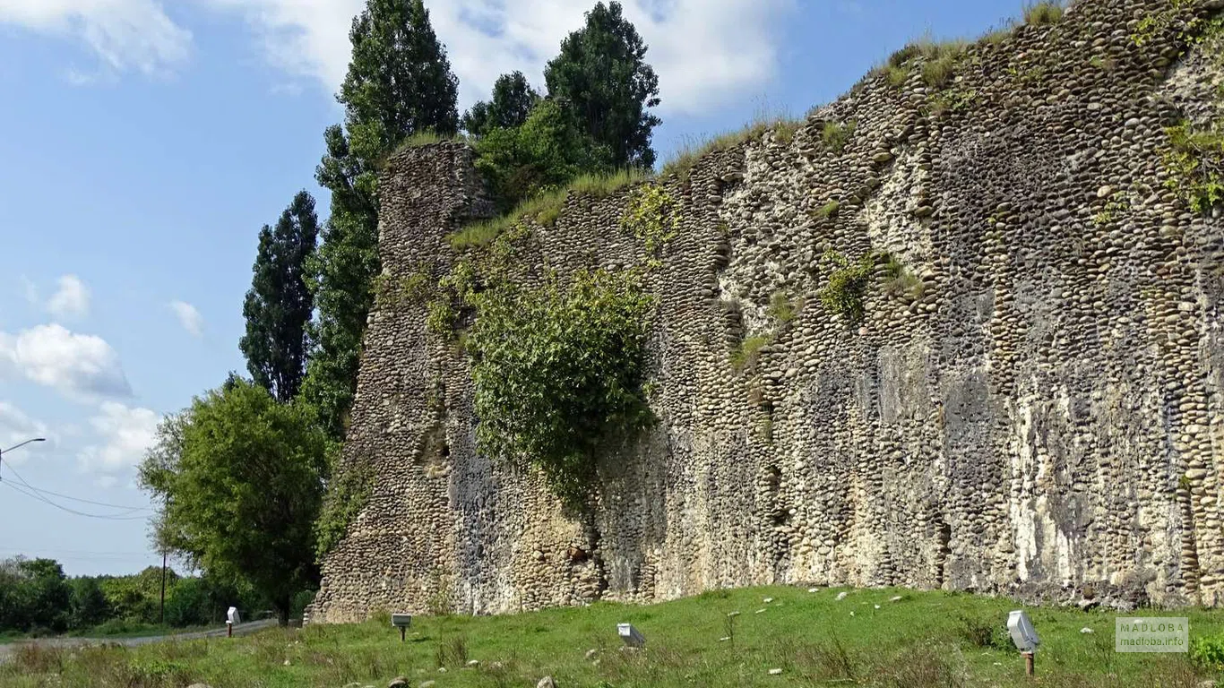 Крепость Рухи в Самегрело-Верхней Сванетии