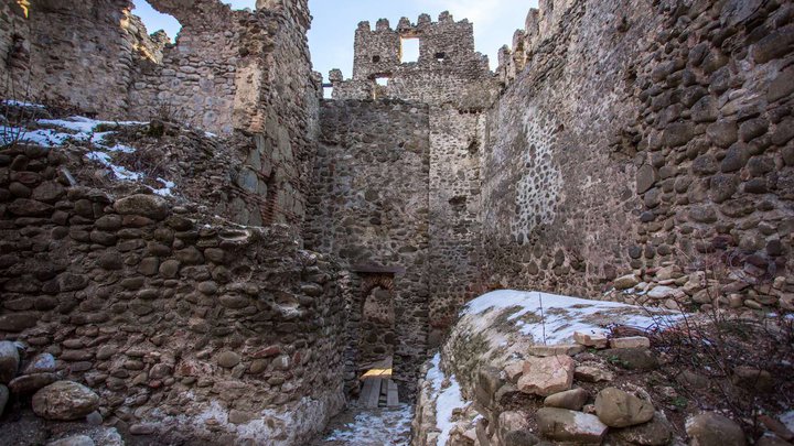 Skhvilo Castle