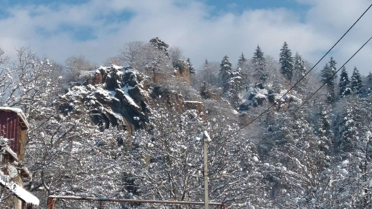Крепость Узнариани