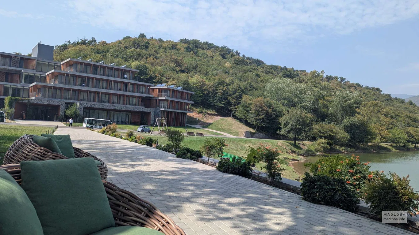 Отель Kvareli Lake Resort
