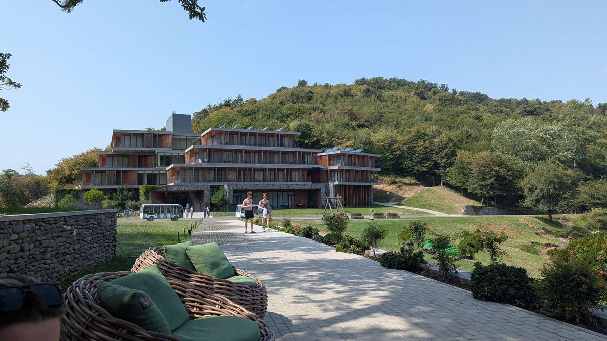 Kvareli Lake Resort Hotel