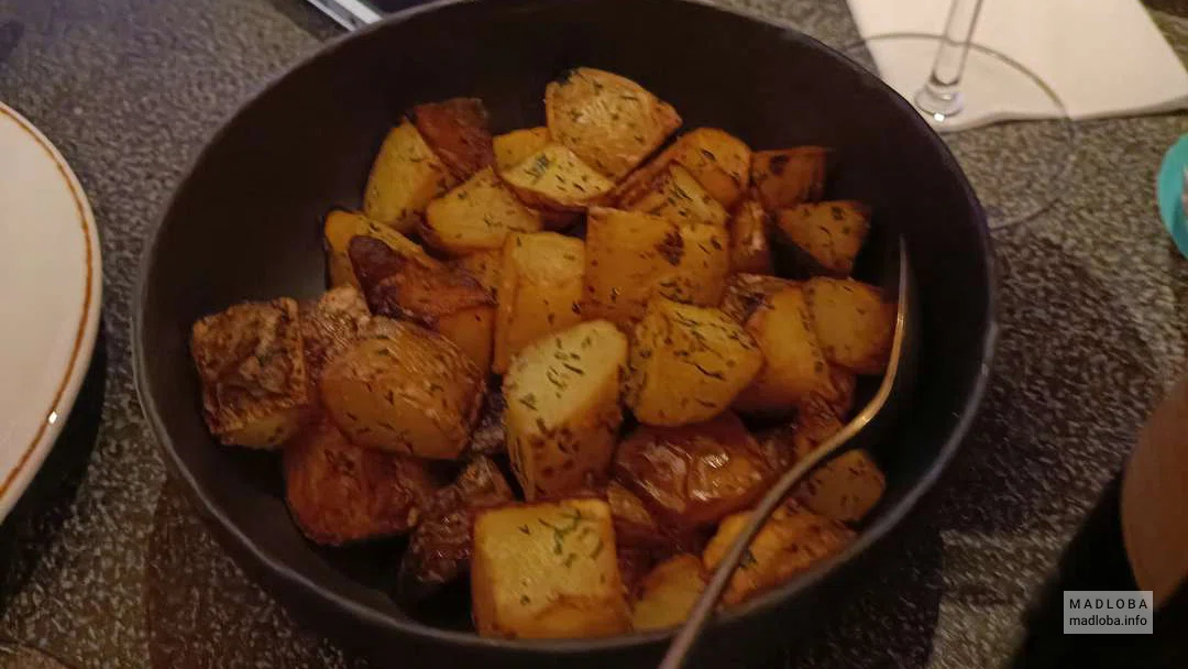 Тушёный картофель