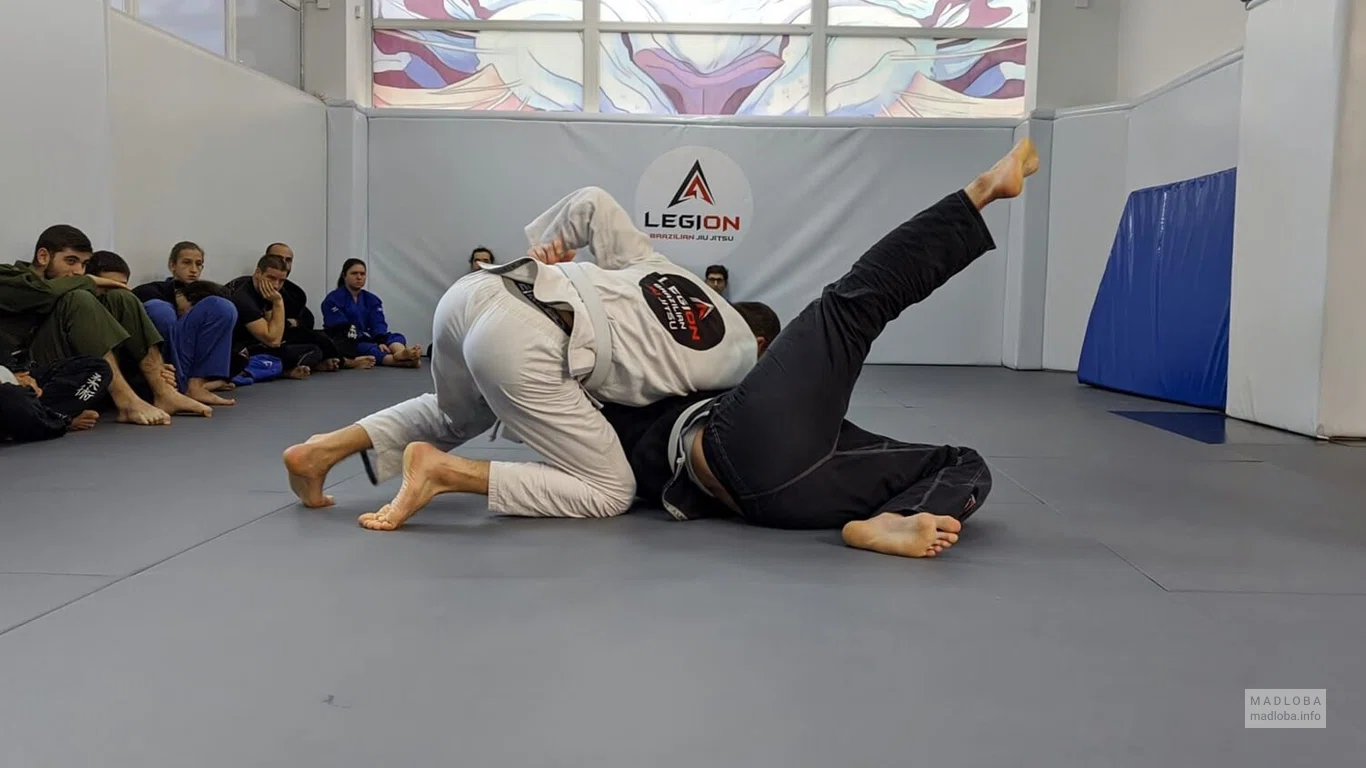 Занятие в школе Legion Brazilian Jiu Jitsu