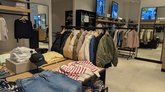 Levis _ Outlet Village