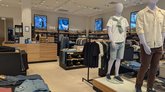 Levis _ Outlet Village
