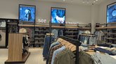 Levis _ Outlet Village