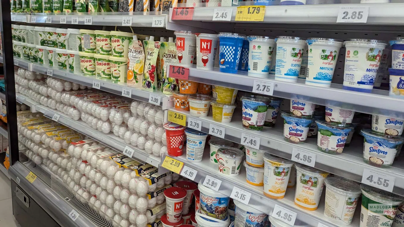 Яйца и молочная продукция в магазине Libre