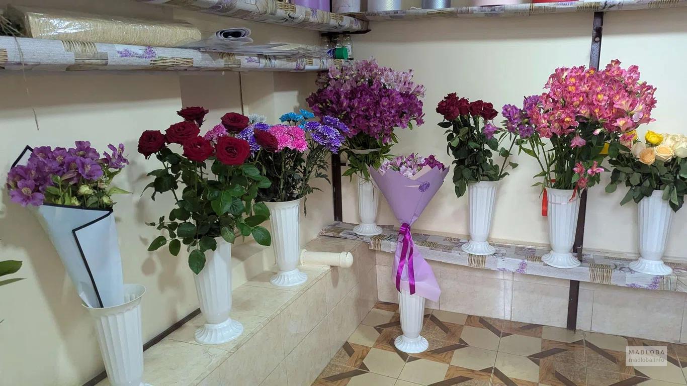 Красивые букеты цветов в магазине Лилиана